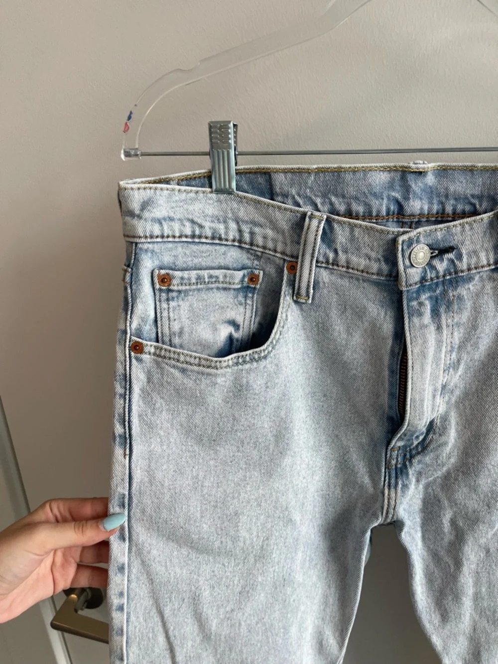 Levi Light Wash Men’s Jeans